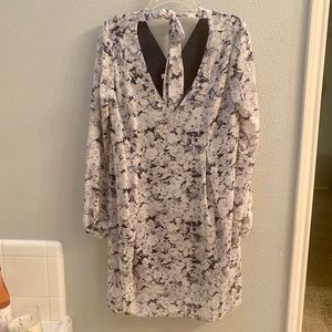 *NEVER WORN* BCBG floral mini dress